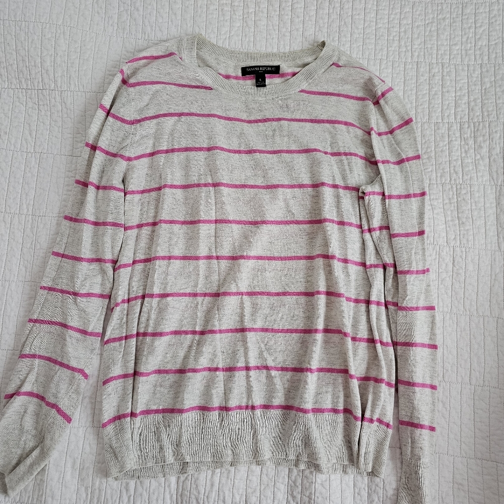 BANANA REPUBLIC pink striped sweater